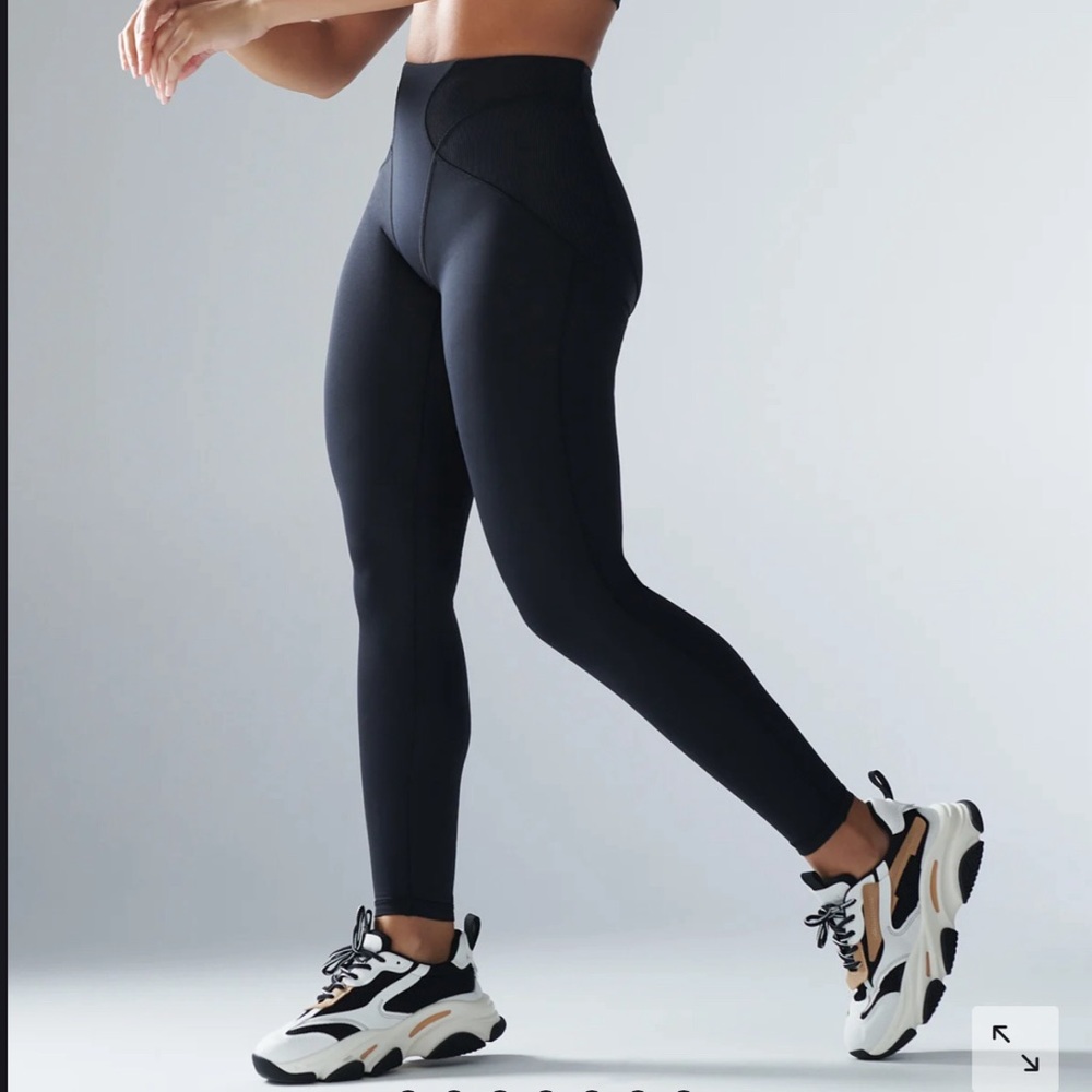 Savage x fenty leggings